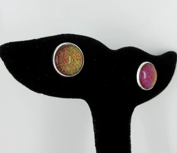 Summerfield Collection Silver-tone Red and Green Glitter Glass Stud Earrings Hand-painted (12mm)