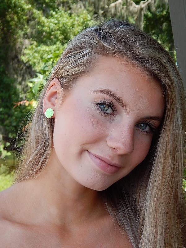 Summerfield Collection Silver-tone Pastel AB Faux Druzy Stone Stud Earrings 12mm (Lime Green)