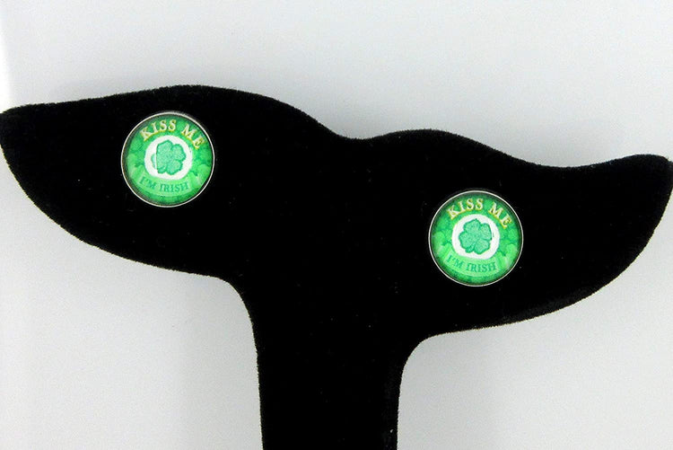 Stainless Steel Kiss Me I'm Irish Print Glass Stud Earrings 12mm