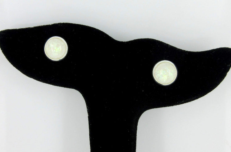 Shiny Silver-tone White and Opalescent Leaf Resin Stud Earrings 8mm