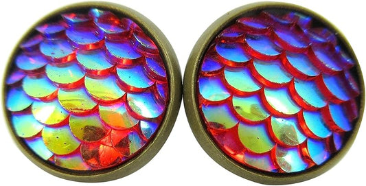 Summerfield Collection Antiqued Gold-tone Metallic Mermaid Scale Stud Earrings 12mm (Red AB)