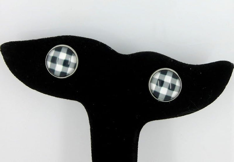 Summerfield Collection Stainless Steel Buffalo Plaid Print Glass Stud Earrings 12mm (White/Black)