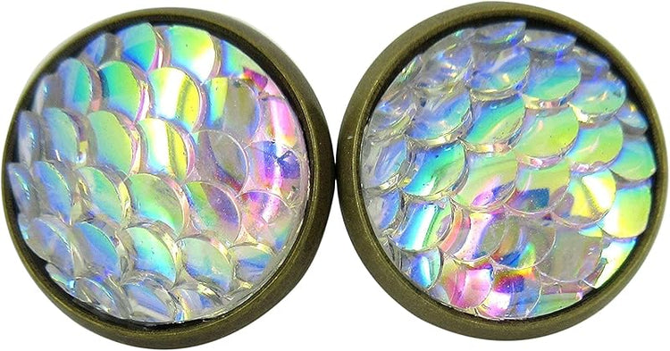Summerfield Collection Antiqued Gold-tone Metallic Mermaid Scale Stud Earrings 12mm (Clear AB)