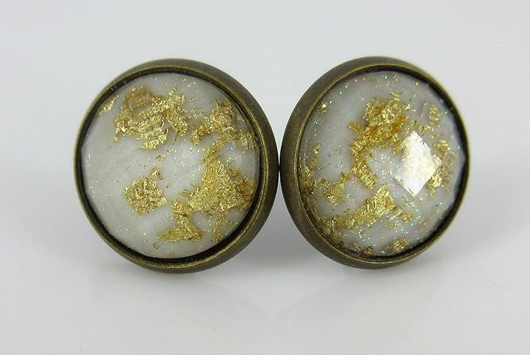 Summerfield Collection Trio Antiqued Gold-tone Leaf Foil Faceted Resin Stud Earrings Set 12mm (Black/Purple/White)