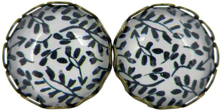 Antiqued Gold-tone Off White and Black Flower Print Glass Stud Earrings 12mm