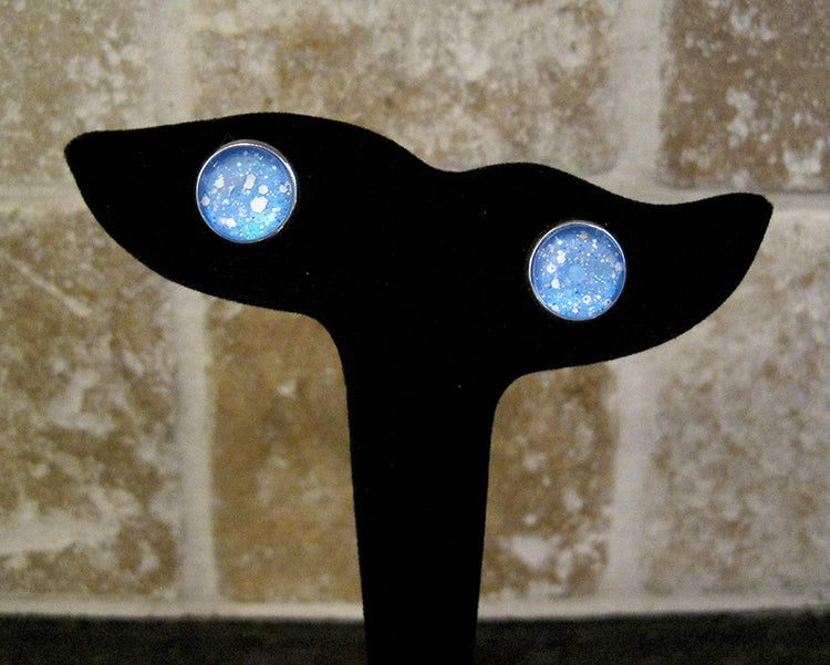 Silver-Tone Ice Blue and White Glitter Glass Stud Earrings 12mm